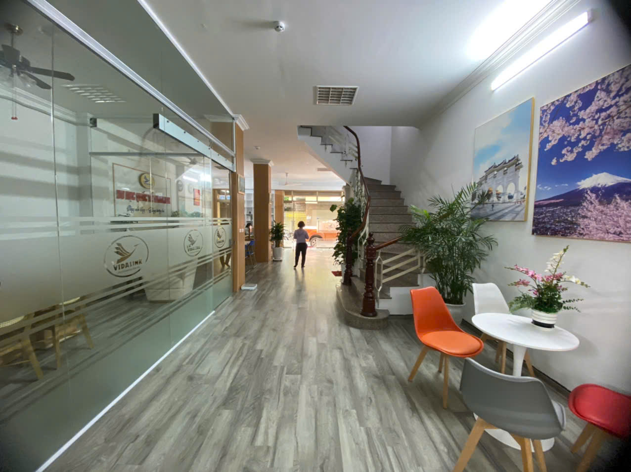 Bán nhà phân lô phố Hạ Yên Quyết,Cầu Giấy 67 m2 x 5 t mt 7 m ô tô chánh nhau giá 23 tỷ Bán nhà phân lô phố Hạ Yên Quyết,Cầu Giấy 67 m2 x 5 t mt 7 m ô tô chánh nhau giá 23 tỷ