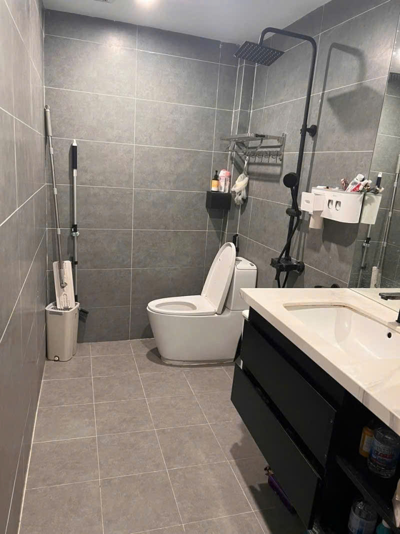 Bán nhà Cửu Việt TT Trâu Quỳ Gia Lâm vỉa hè ô tô, th máy Dt 35m x 5T, Mt 5 m giá 6.6 tỷ