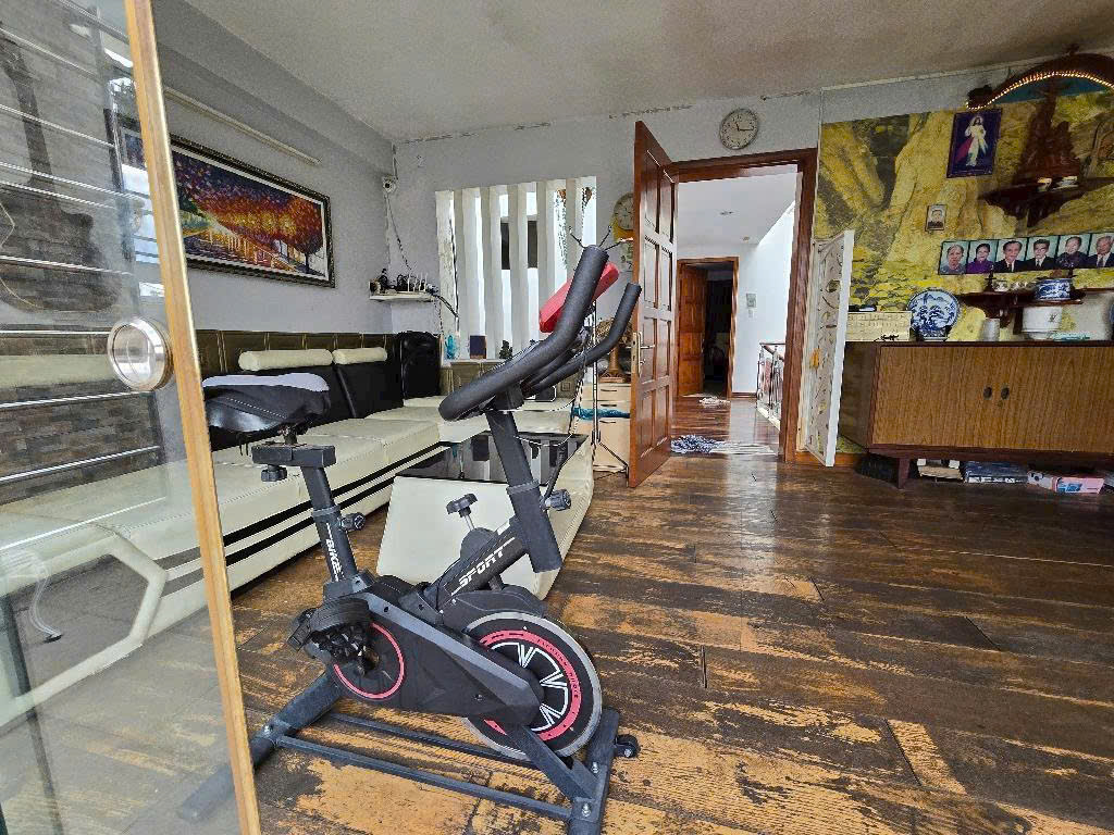 Nhà phố hầm + 5 tầng đường 12m, Trung sơn Bình chánh. 6*20 giá 21 tỷ. Nhà phố hầm + 5 tầng đường 12m, Trung sơn Bình chánh. 6*20 giá 21 tỷ.