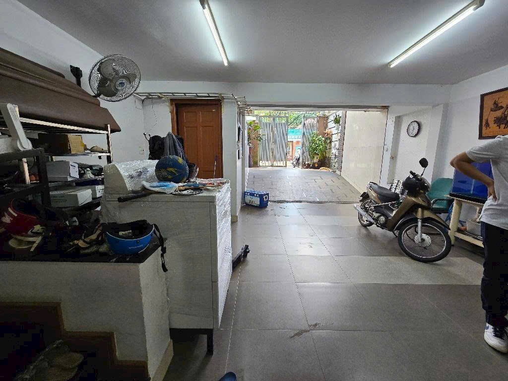 Nhà phố hầm + 5 tầng đường 12m, Trung sơn Bình chánh. 6*20 giá 21 tỷ. Nhà phố hầm + 5 tầng đường 12m, Trung sơn Bình chánh. 6*20 giá 21 tỷ.