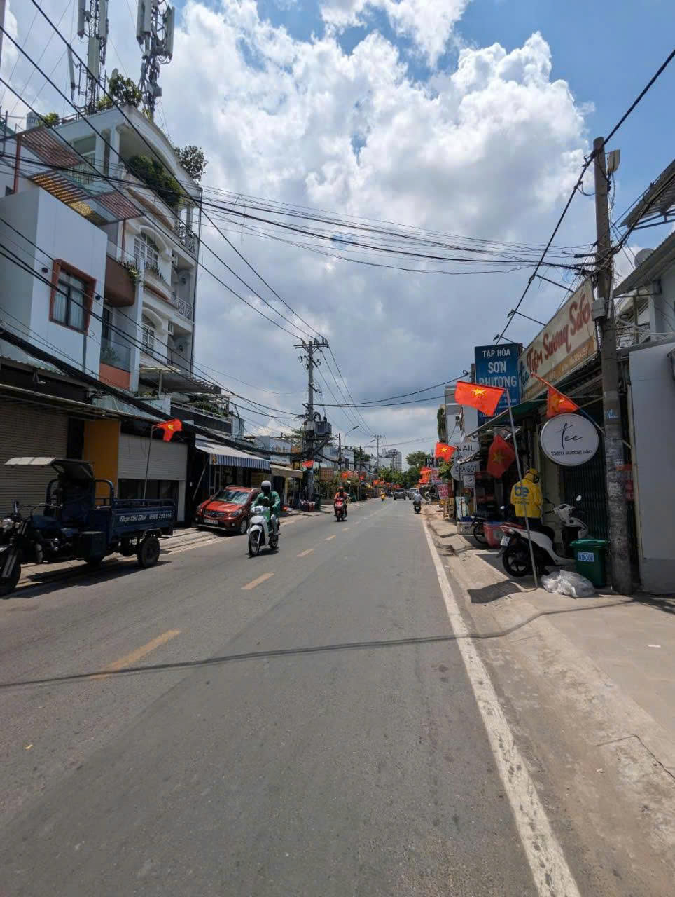 Nhà 4 tàng mặt tiền Gò O Môi quận 7. 9m*24m, hơn 21 tỷ. Nhà 4 tàng mặt tiền Gò O Môi quận 7. 9m*24m, hơn 21 tỷ.