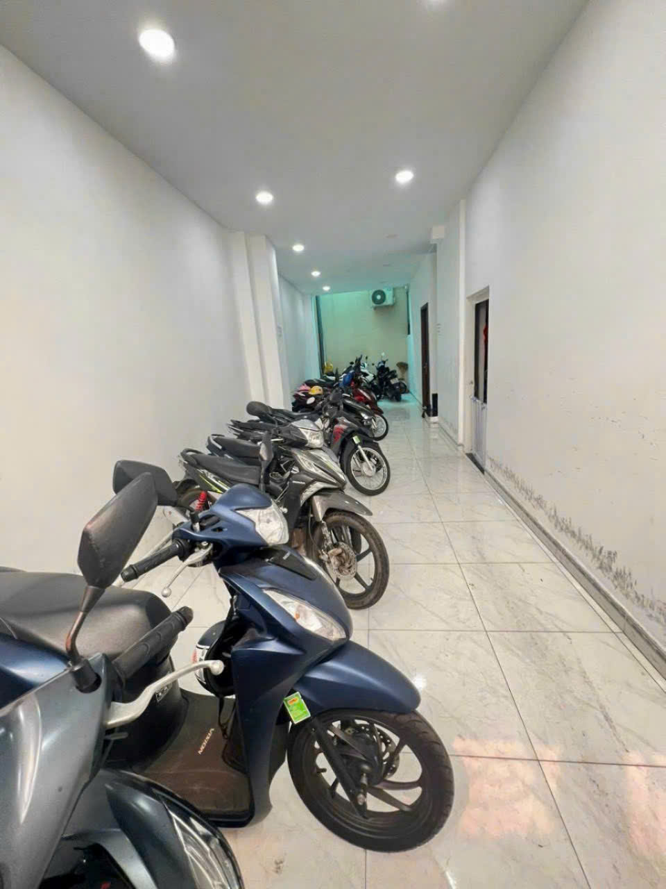 CHDV 5 tầng Nguyễn Thị Thập Quận 7. 6*15 chỉ 9,8 tỷ. CHDV 5 tầng Nguyễn Thị Thập Quận 7. 6*15 chỉ 9,8 tỷ.