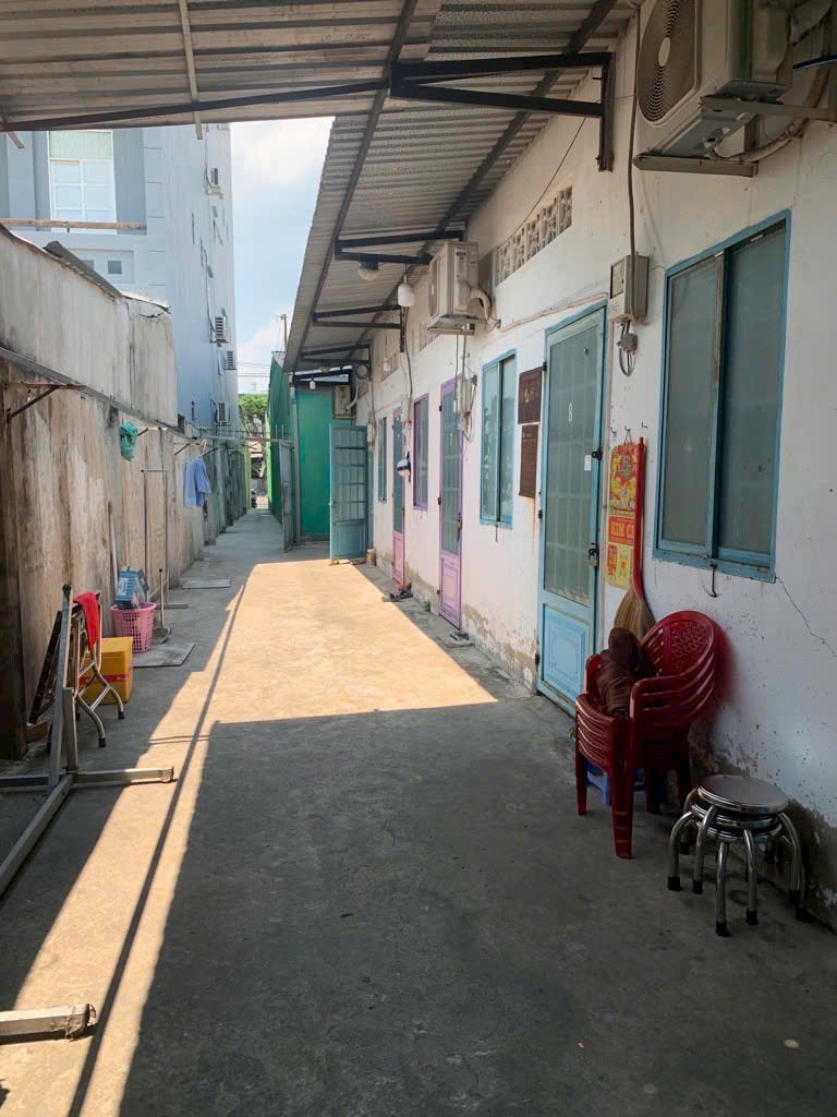 Mặt tiền đường Huỳnh Tấn Phát, thu nhập 40 tr. Ngang rộng nở hậu, 67 tr/ m2.