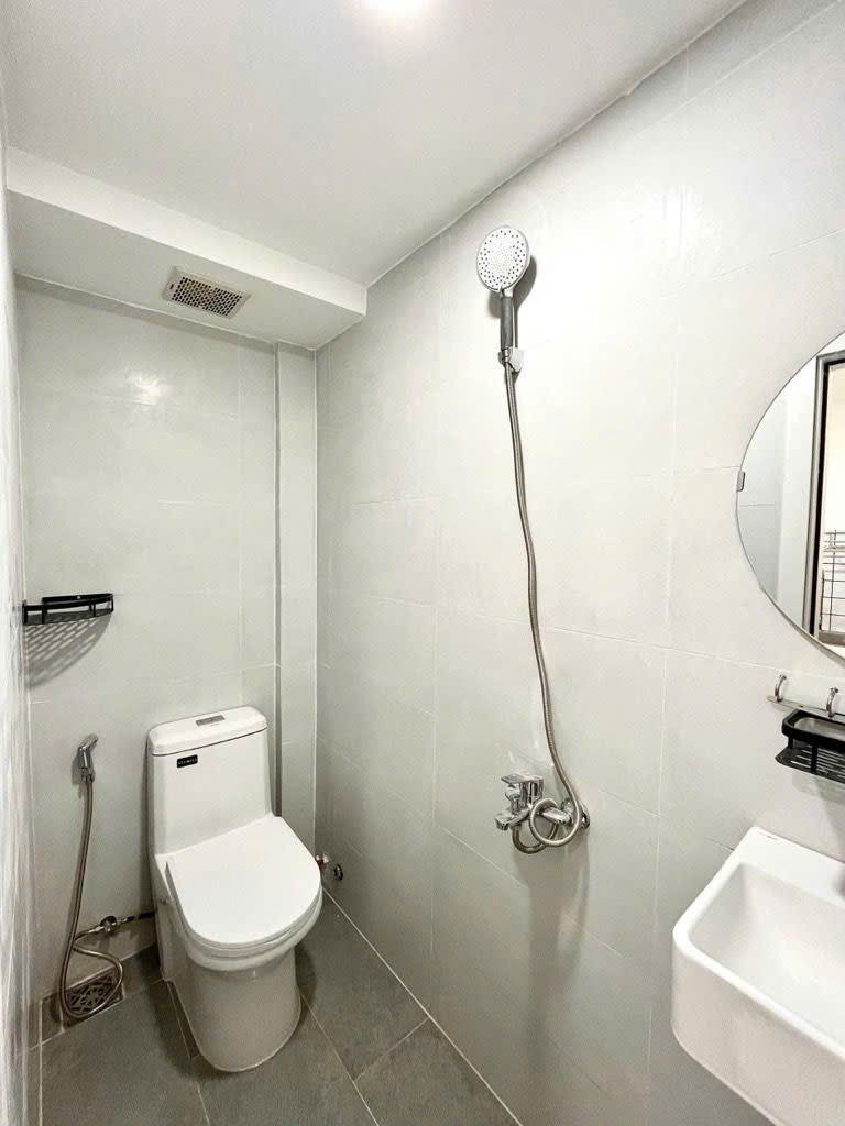 5 căn nhà kế nhau dòng tiền 45 tr, HTP Quận 7. 6,2*21, 9,3 tỷ.