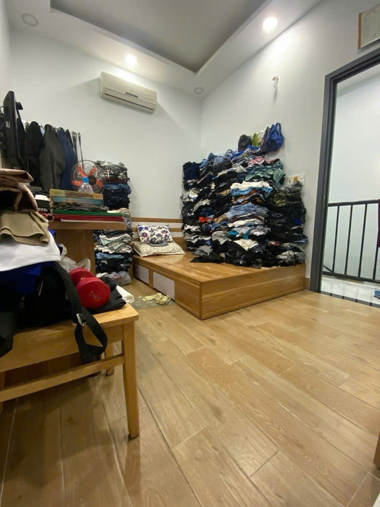 Nhà 2 tầng mặt tiền đường 17 Quận 7. KDBB tốt. 5*21 hơn 12 tỷ.