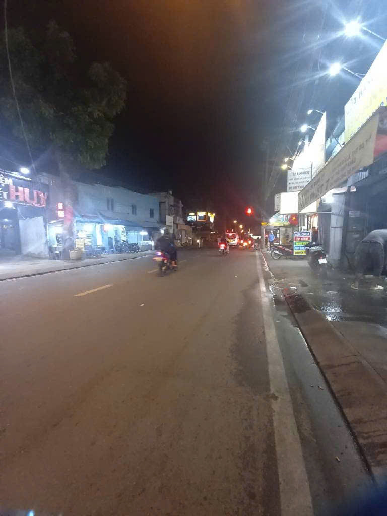 Mặt tiền đường Dương Cát Lợi Thị trấn Nhà bè. 5*32 hơn 9 tỷ.