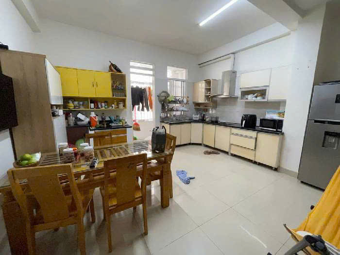 Nhà hẻm 6 m thông, 140 m2, 11,4 tỷ. Lâm Văn bền quận 7. Dòng tiền 25 tr.