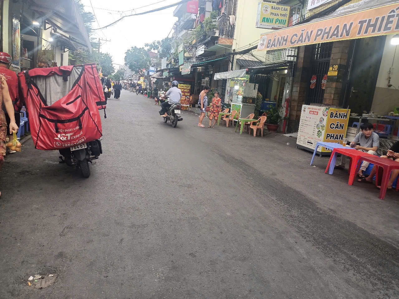 Nhà mặt tiền đường Tân Mỹ Quận 7, KDBB đỉnh. 4,5*15 chỉ 7 tỷ.