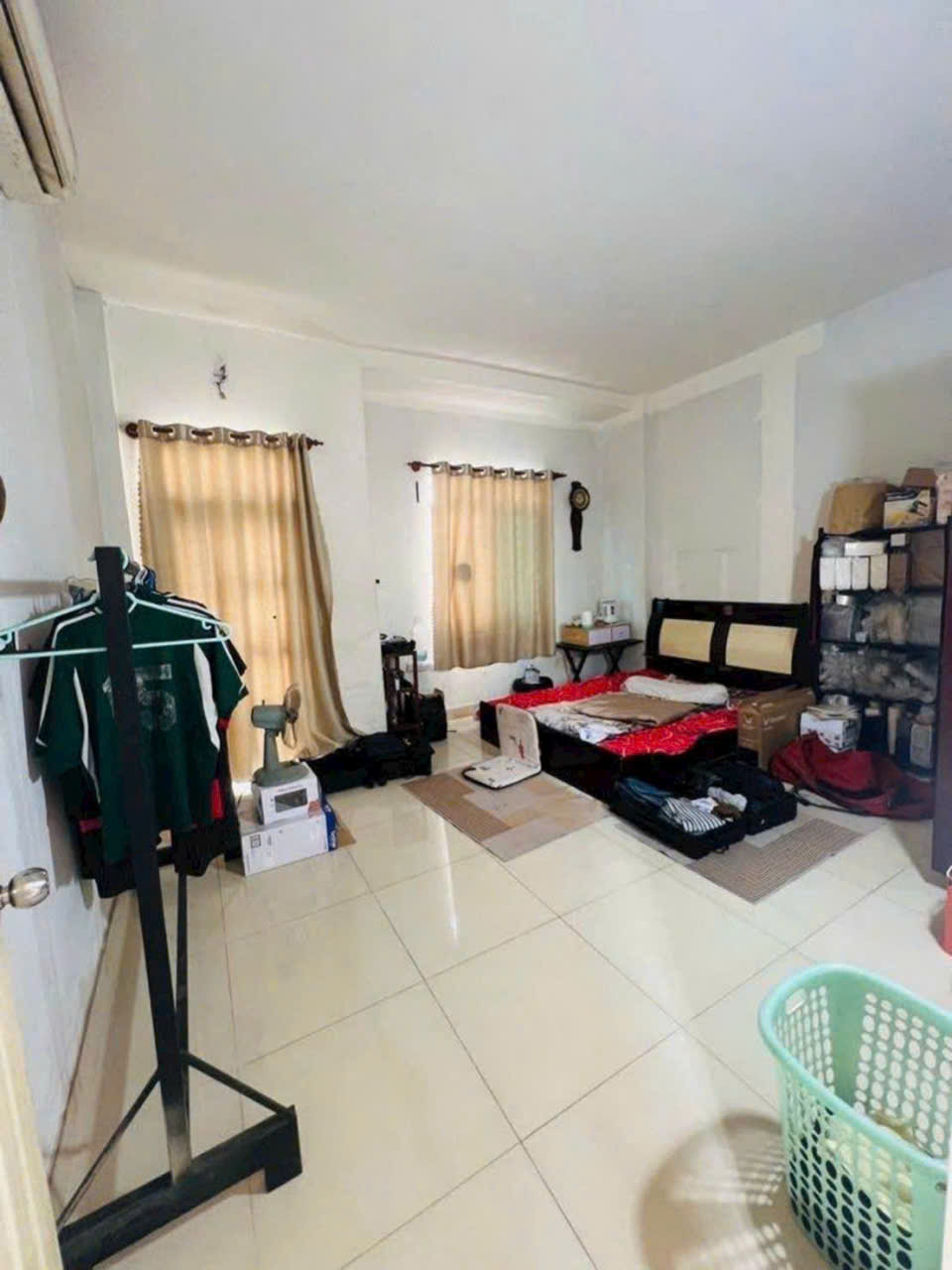 Nhà 3 tầng mặt hẻm 458 Huỳnh Tấn Phát Quận 7. DT 8*17 hơn 11 tỷ.