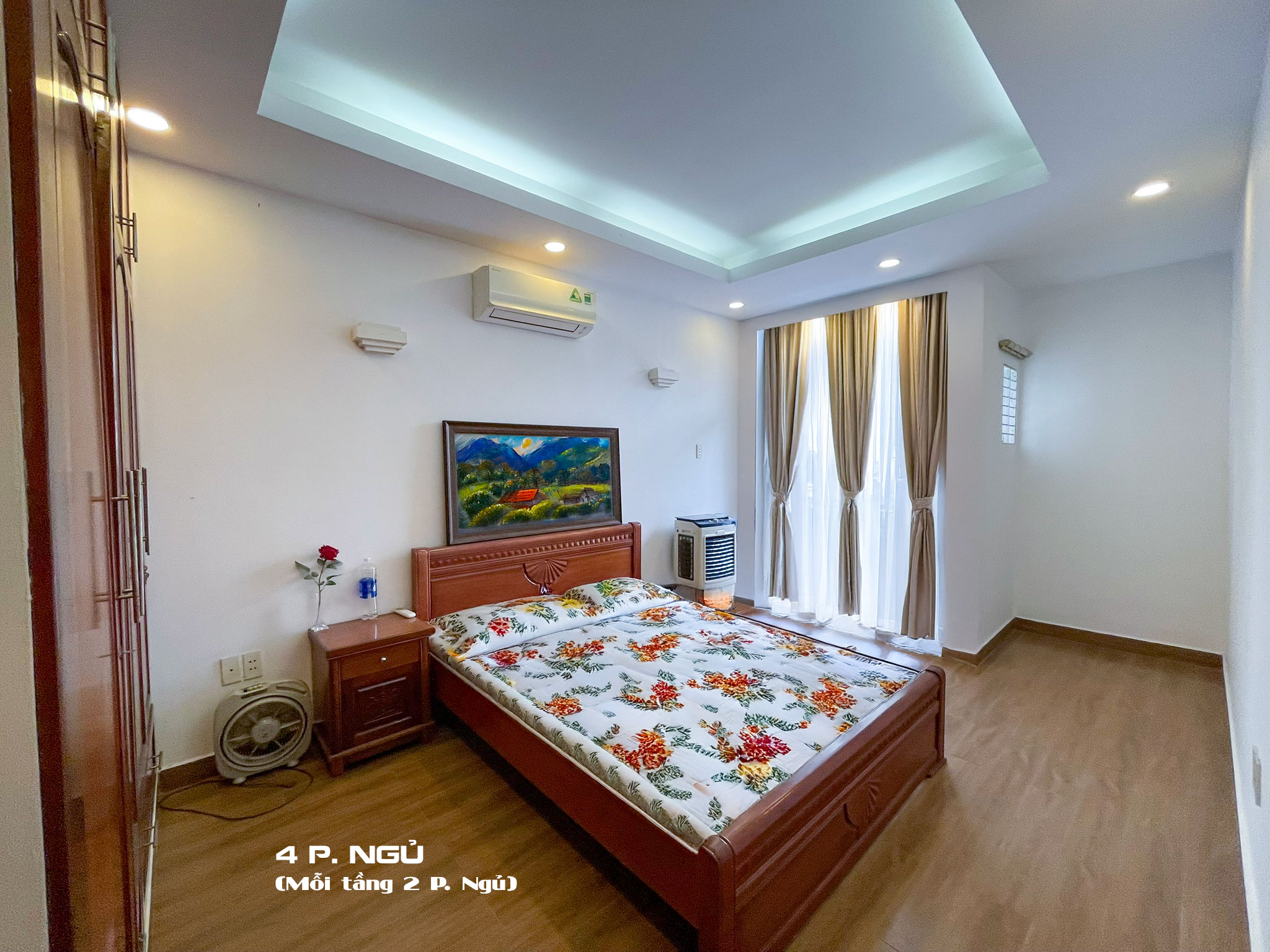 Nhà 4 tầng đường nhựa 8 m, Bình Thuận Quận 7. DT 8*19 giá 12,9 tỷ.