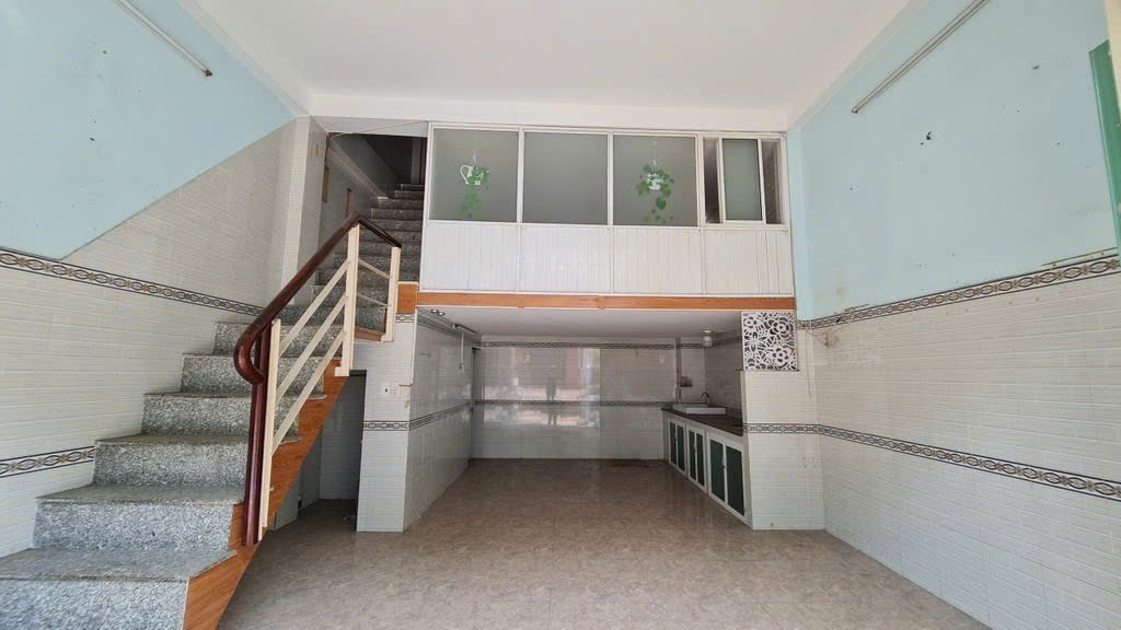 Nhà 5 tầng mặt đường Võ Thị Nhờ Quận 7. 5,2*27, hơn 18 tỷ. Nhà 5 tầng mặt đường Võ Thị Nhờ Quận 7. 5,2*27, hơn 18 tỷ.