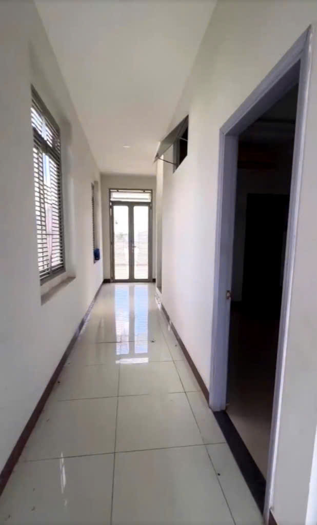 Nhà 3 tầng mặt tiền đường Huỳnh Tấn Phát, 5*27 , 135 m2 thổ cư chỉ hơn 12 tỷ.