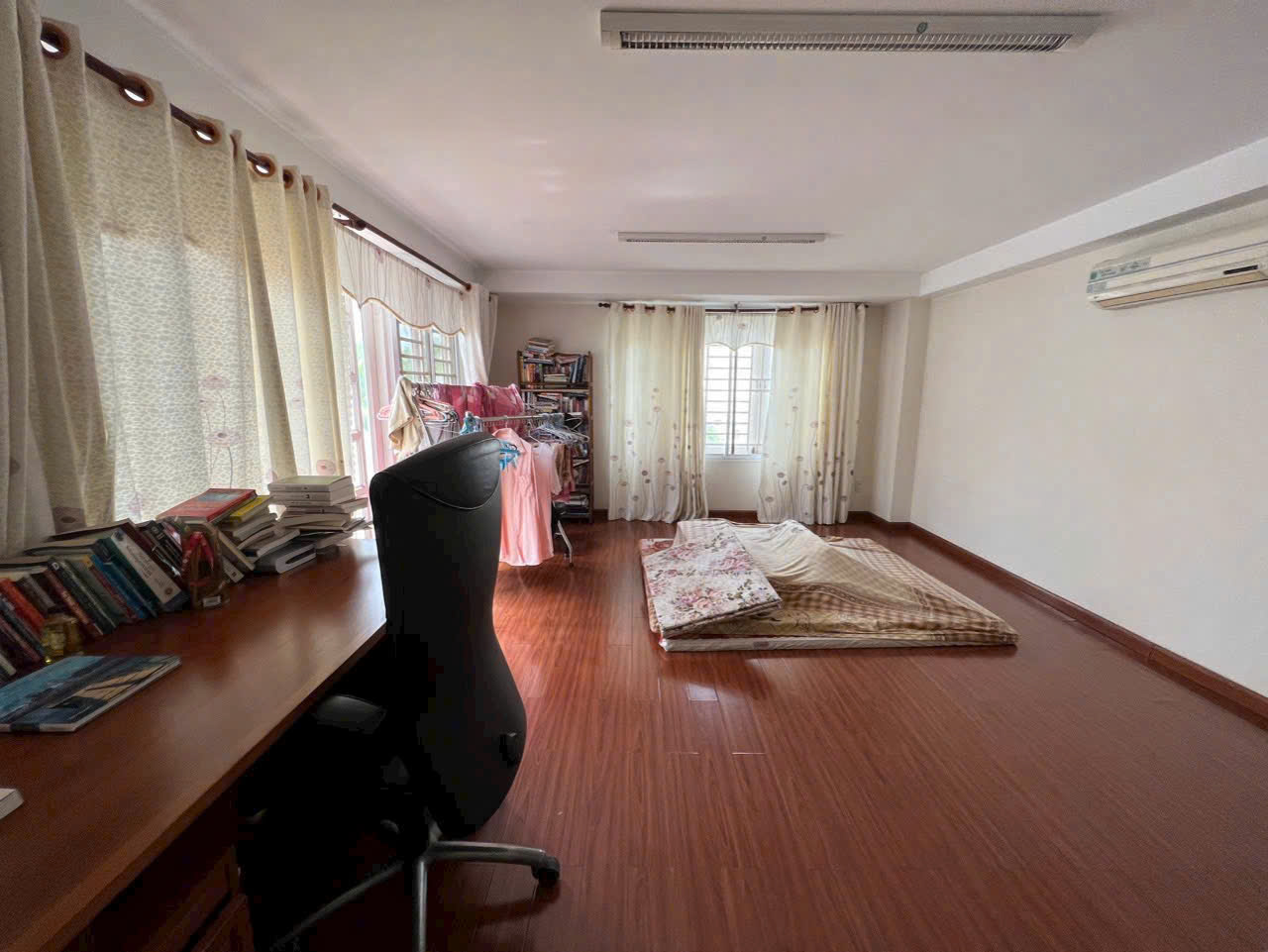 Biệt thự đẹp Tân hưng Quận 7, gần Lotte. 9*27, 22,9 tỷ. Biệt thự đẹp Tân hưng Quận 7, gần Lotte. 9*27, 22,9 tỷ.