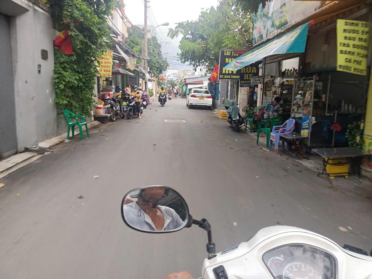 Nhà đường 7 m thông, Kiều đàm Tân hưng Quận 7. 6,2*20, 12,5 tỷ. Nhà đường 7 m thông, Kiều đàm Tân hưng Quận 7. 6,2*20, 12,5 tỷ.