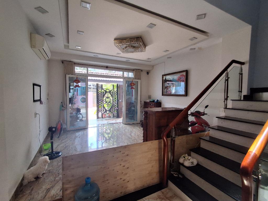 Nhà 4 tầng KDC Phú Mỹ Bellaza Quận 7. DT 5*19 hơn 13 tỷ.