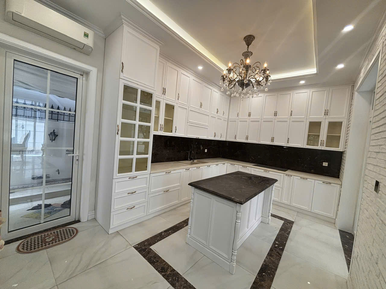 Biệt thự VIP Cityland Reverside quận 7. 10*22 hầm 4 tầng. 43 tỷ. Biệt thự VIP Cityland Reverside quận 7. 10*22 hầm 4 tầng. 43 tỷ.