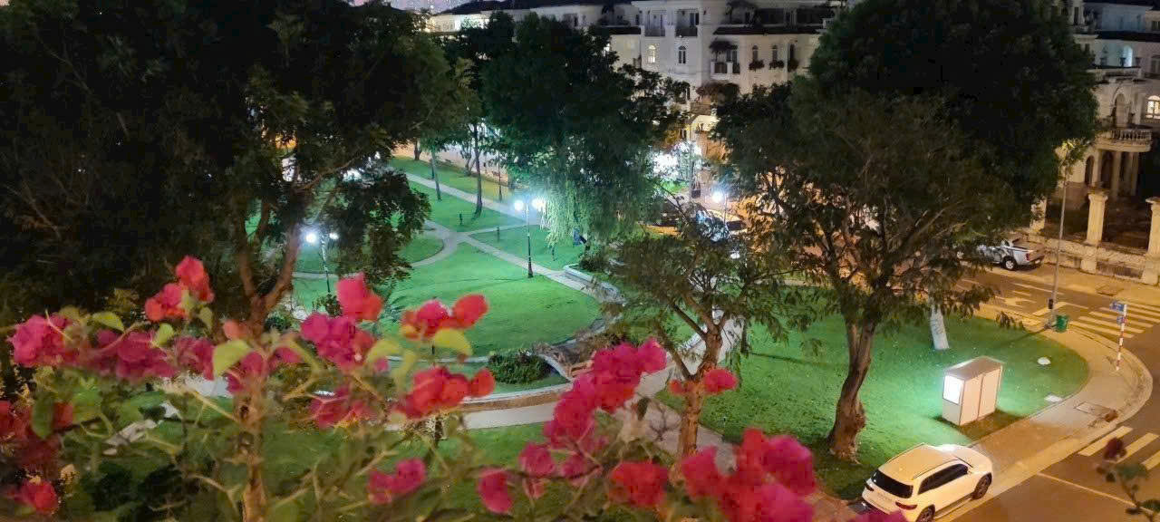 Biệt thự khu VIP Cityland Q 7. 10*22, hầm và 4 tầng. Hơn 42 tỷ. Biệt thự khu VIP Cityland Q 7. 10*22, hầm và 4 tầng. Hơn 42 tỷ.