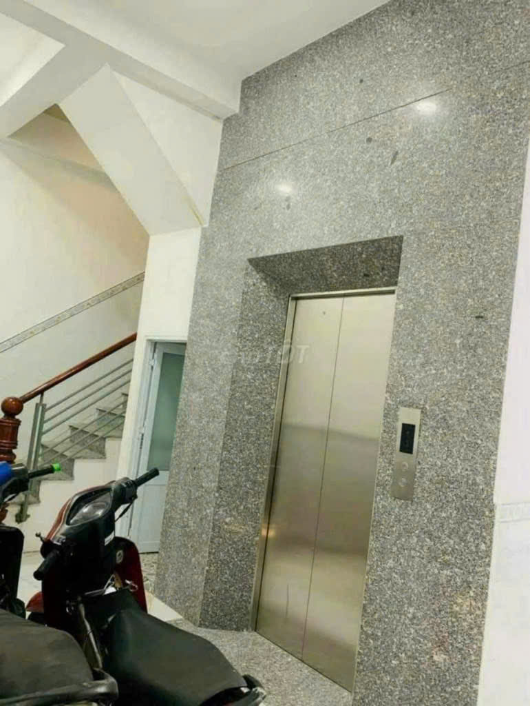 CHDV hẻm 502 Huỳnh Tấn Phát BT Quận 7. 10*19, hơn 16 tỷ. CHDV hẻm 502 Huỳnh Tấn Phát BT Quận 7. 10*19, hơn 16 tỷ.