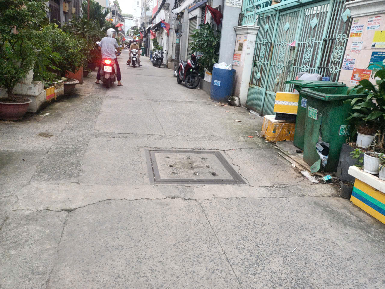 Dãy trọ HXH Bùi Văn ba Quận 7. 8,7*30 hơn 18 tỷ. Dãy trọ HXH Bùi Văn ba Quận 7. 8,7*30 hơn 18 tỷ.