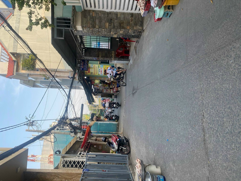 Nhà quận 7 hẻm xe hơi thông . 5,3*26, 128 m2 thổ cư chỉ 6,7 tỷ.