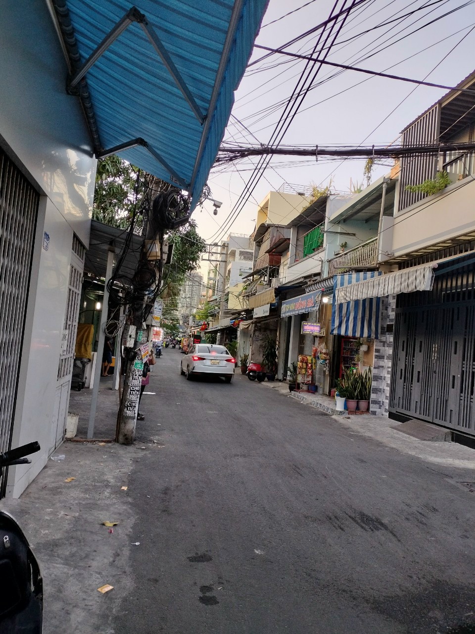 Nhà đường nhựa xe hơi tránh nhau, 50 m ra đường lớn, Quận 7. 79 m2 giá 7,4 tỷ. Nhà đường nhựa xe hơi tránh nhau, 50 m ra đường lớn, Quận 7. 79 m2 giá 7,4 tỷ.