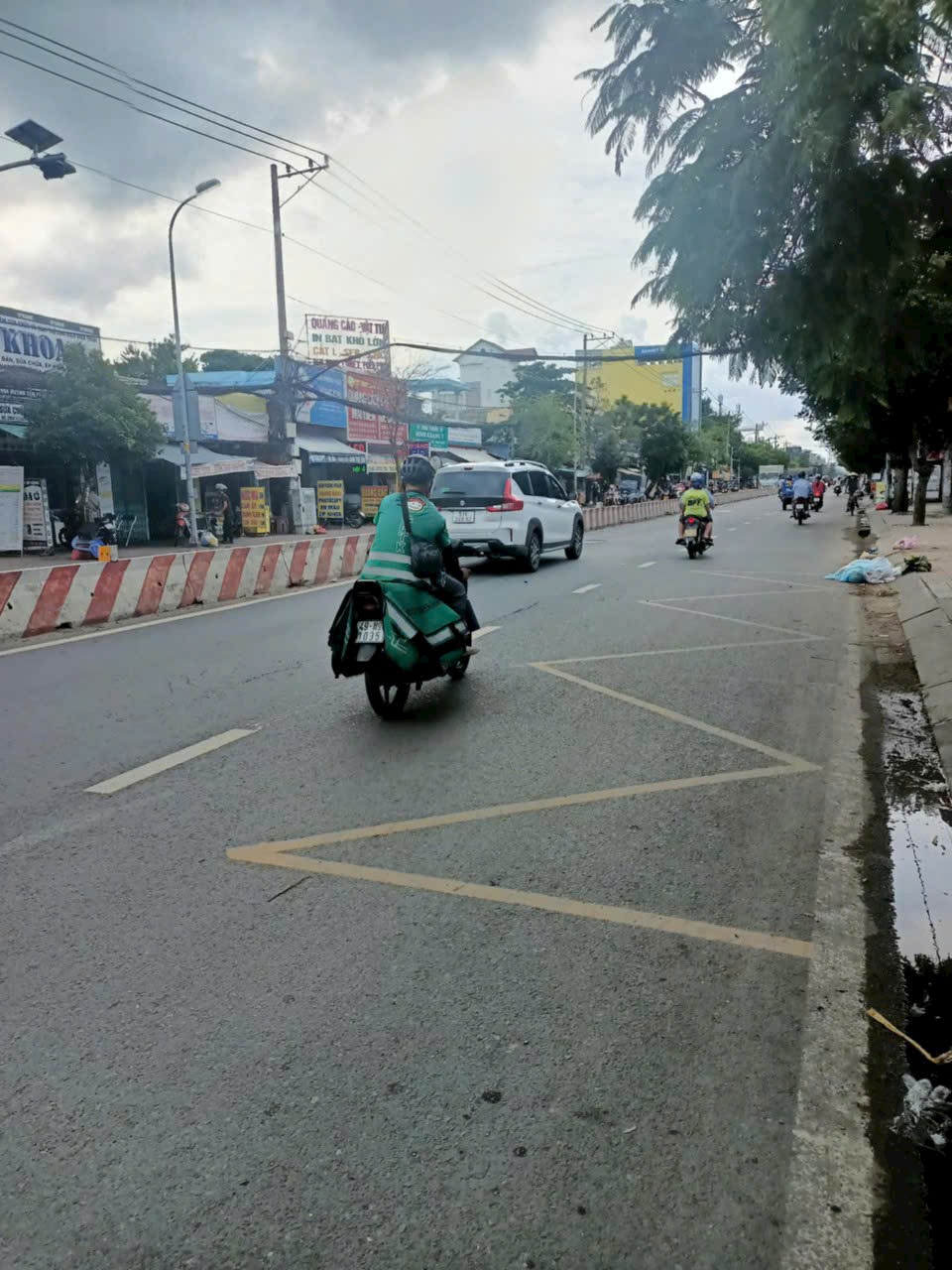 Nhà mặt tiền đường Huỳnh Tấn Phát, KDBB sầm uất. 6*37 chỉ 15 tỷ. RẺ ĐẸP RẺ!!!