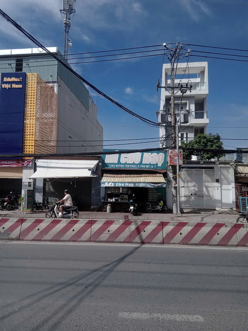 Mặt tiền đường Huỳnh Tấn Phát, kdbb tuyệt vời. 7*29, nở hâu, hơn 17 tỷ.