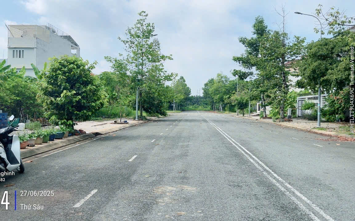 Đất KDC Phú xuân Nhà bè. đường 14 m. 7*20*27,5 tr.