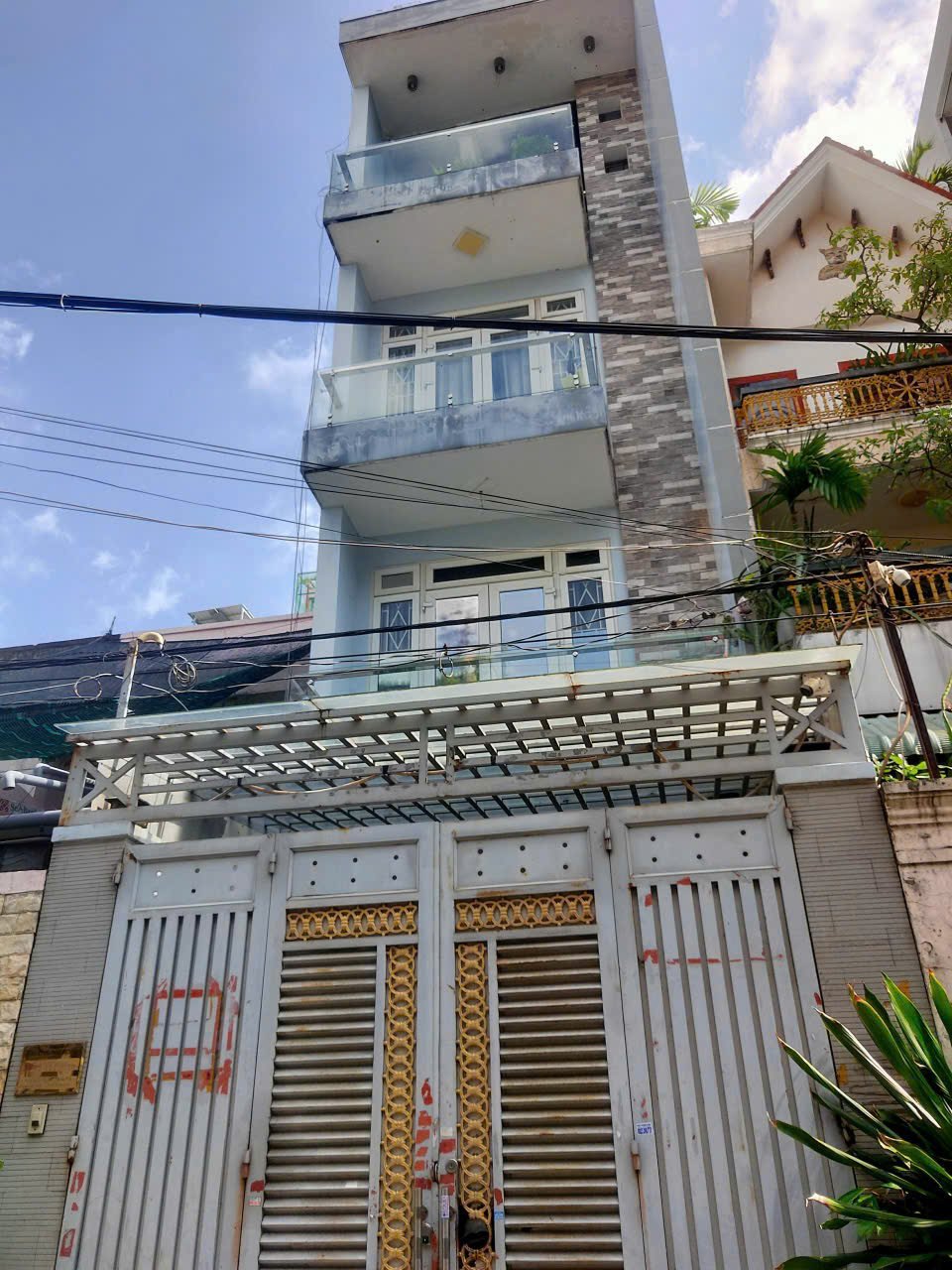 BÁN NHÀ 214/33 NGUYỄN OANH, P.17, GÒ VẤP. DT 4x20m, 1 trệt 3 lầu. Giá 12,5 Tỷ BÁN NHÀ 214/33 NGUYỄN OANH, P.17, GÒ VẤP. DT 4x20m, 1 trệt 3 lầu. Giá 12,5 Tỷ