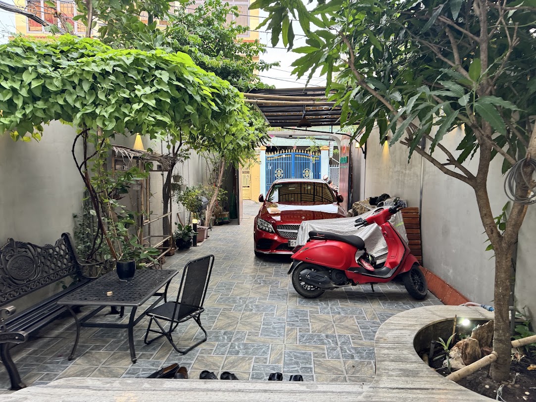 Bán nhà 350/112 Nguyễn Văn Lượng ngay Lotte Mart, DT 5,4x23m, 3 lầu. Giá 11,8 tỷ Bán nhà 350/112 Nguyễn Văn Lượng ngay Lotte Mart, DT 5,4x23m, 3 lầu. Giá 11,8 tỷ