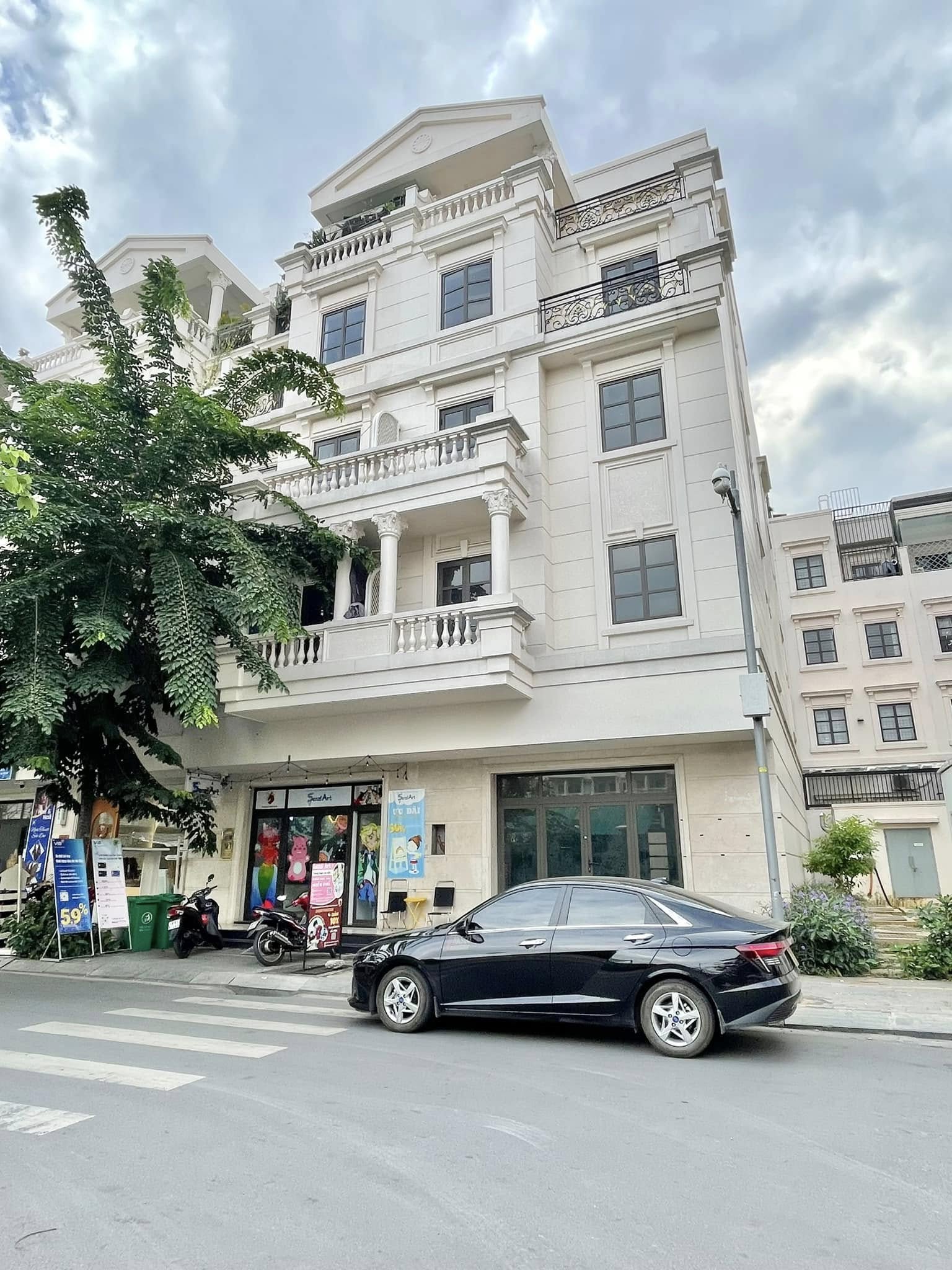 Bán nhà 96 Đường số 10 Cityland Park Hills, DT 6,5x20m, 5 tầng. Giá 31 tỷ