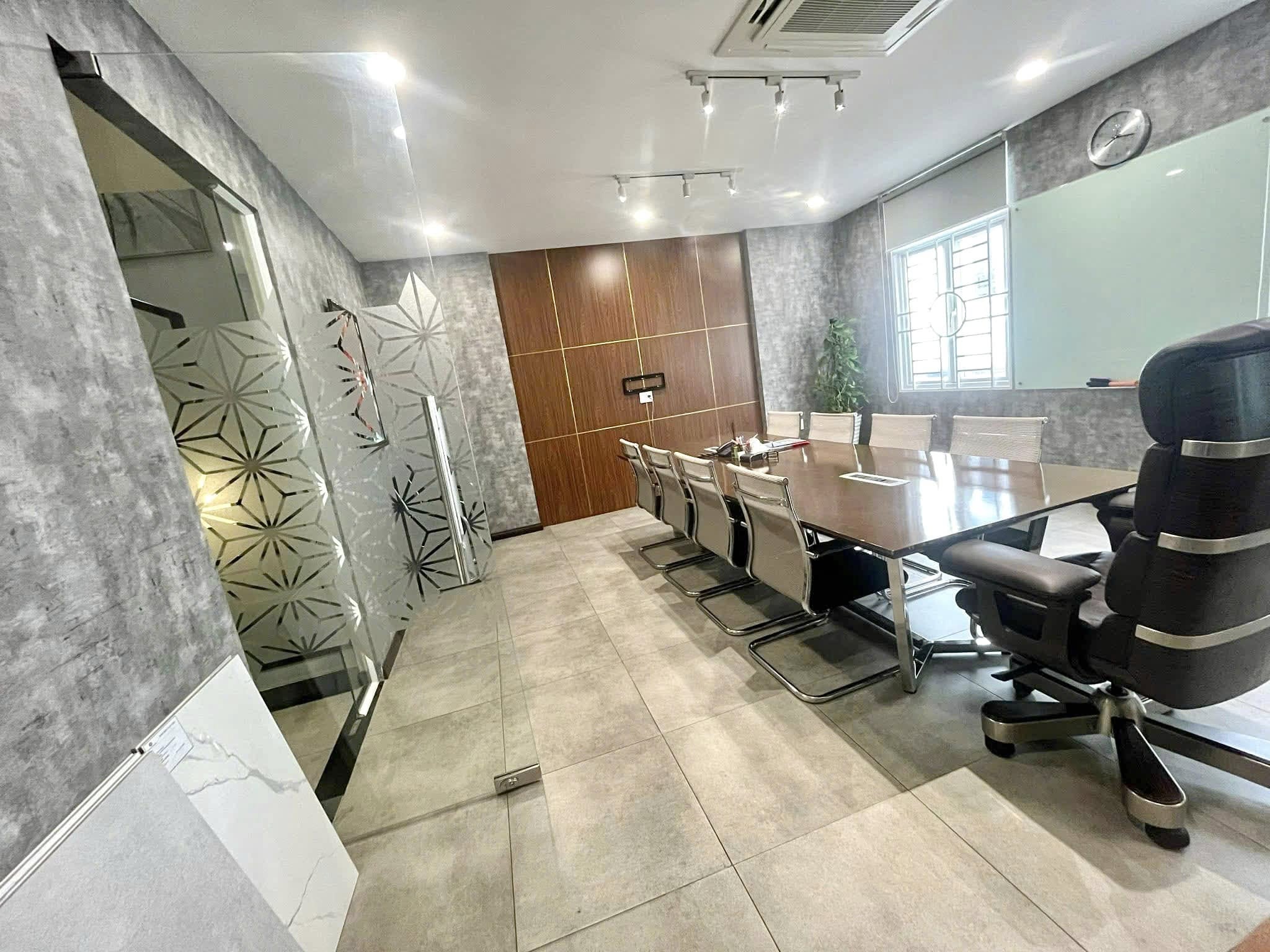 Bán nhà 96 Đường số 10 Cityland Park Hills, DT 6,5x20m, 5 tầng. Giá 31 tỷ