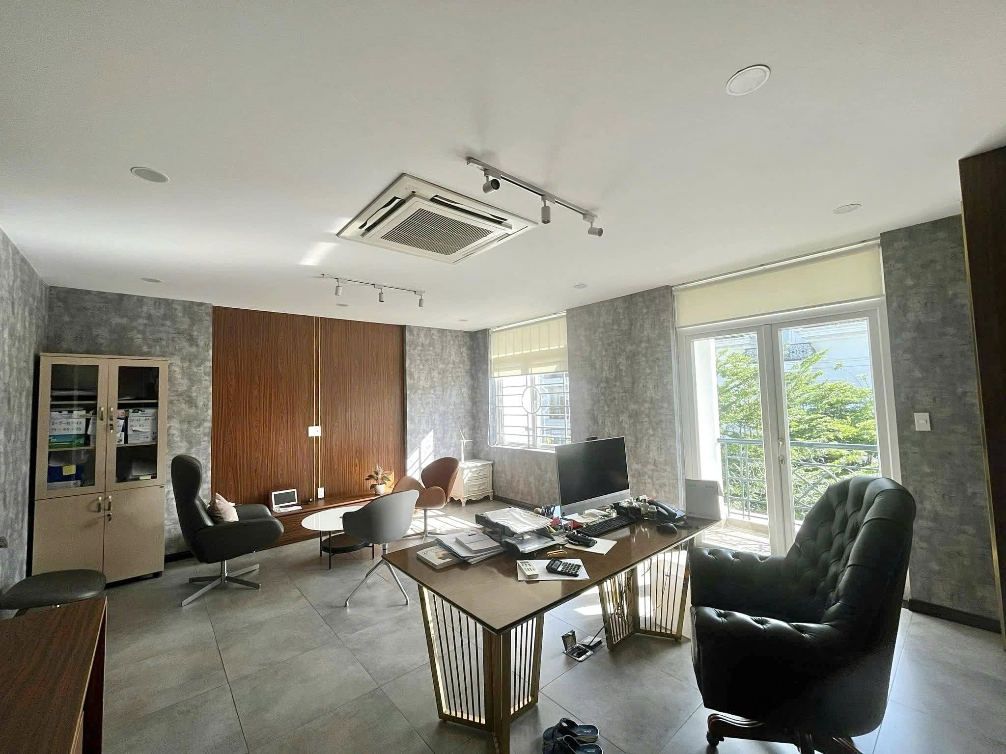 Bán nhà 96 Đường số 10 Cityland Park Hills, DT 6,5x20m, 5 tầng. Giá 31 tỷ