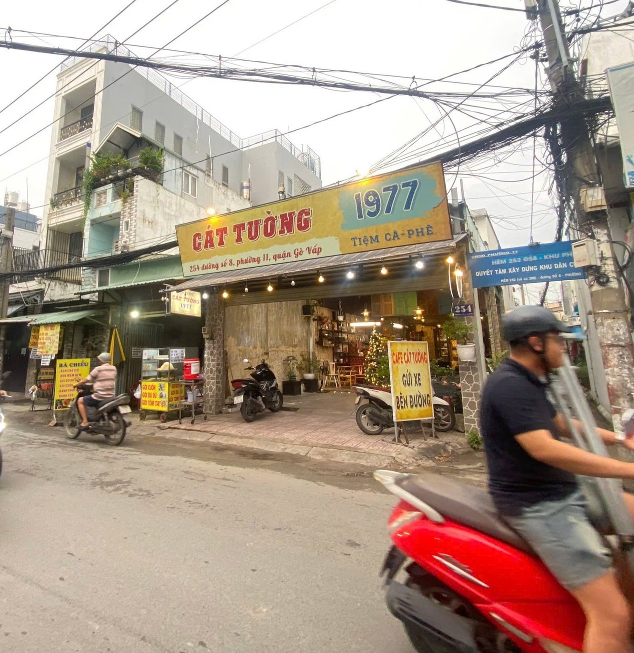 Tiệm cà phê 254 Đường số 8 P11, DT 5,7m x 22m (cn 125m2). Giá 15 Tỷ TL