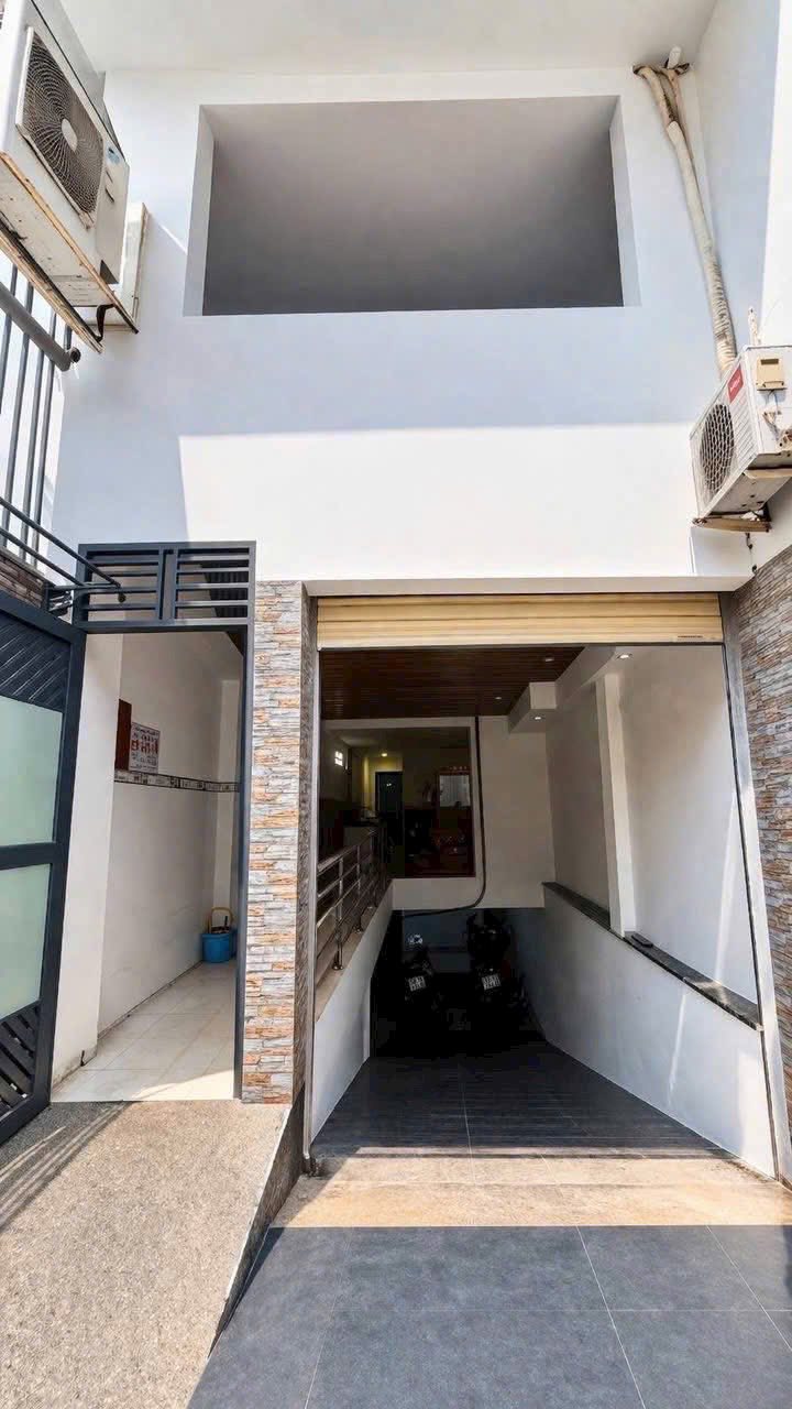 BÁN CHDV HẺM 467 Lê Đức Thọ P16 - DT 4,5x24M - GÓC 2 MT 6 TẦNG. GIÁ 15,6 TỶ