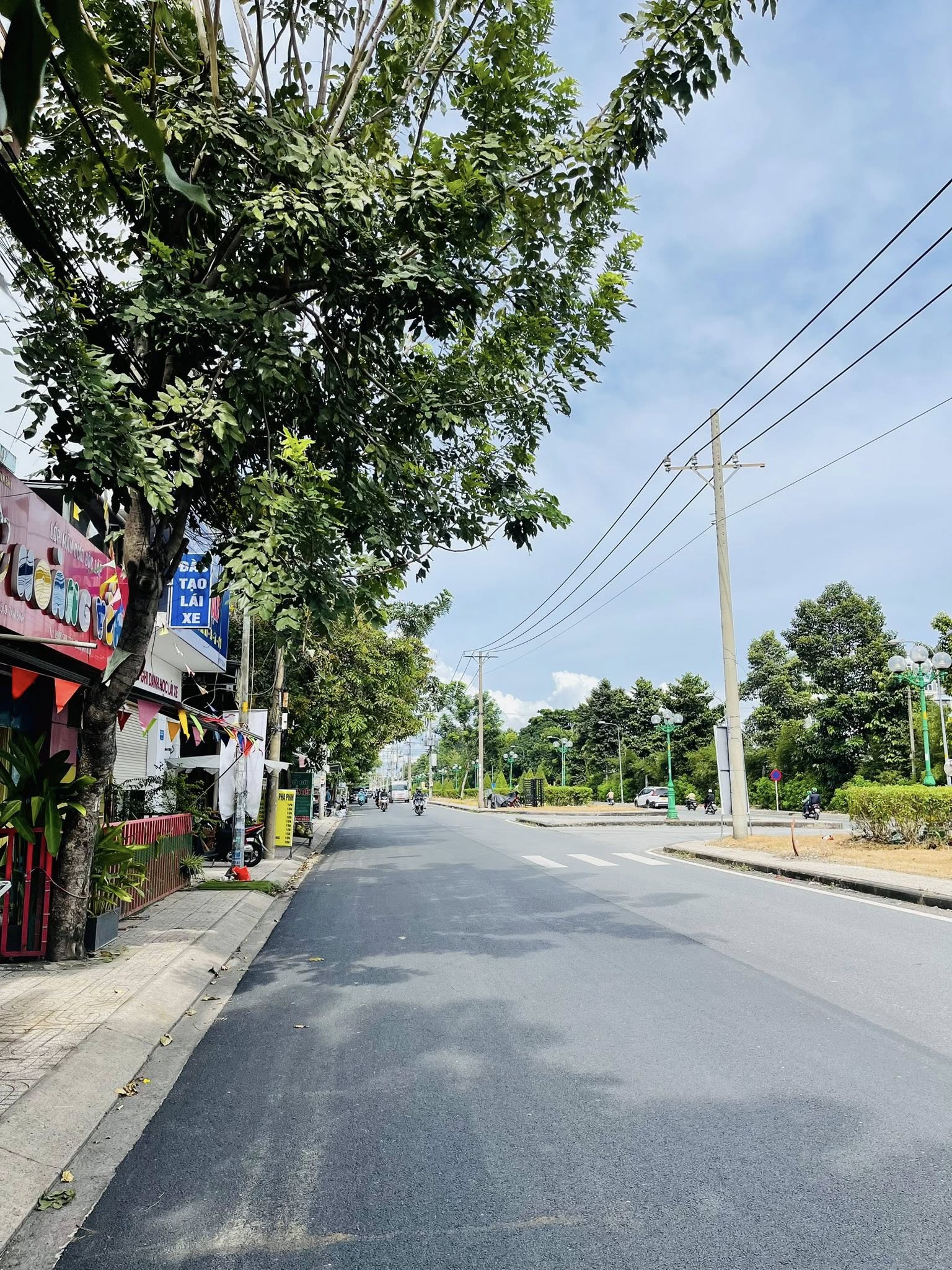 MẶT TIỀN 331 TÂN SƠN PHƯỜNG 15 TÂN BÌNH, DT 4,1 X 23M, CẤP 4. GIÁ CHỈ 13,5 TỶ