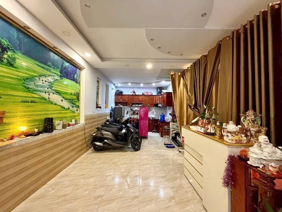BÁN NHÀ 799/22 NGUYỄN KIỆM – DT 6X10M, 3 TẦNG. GIÁ 8,7 TỶ