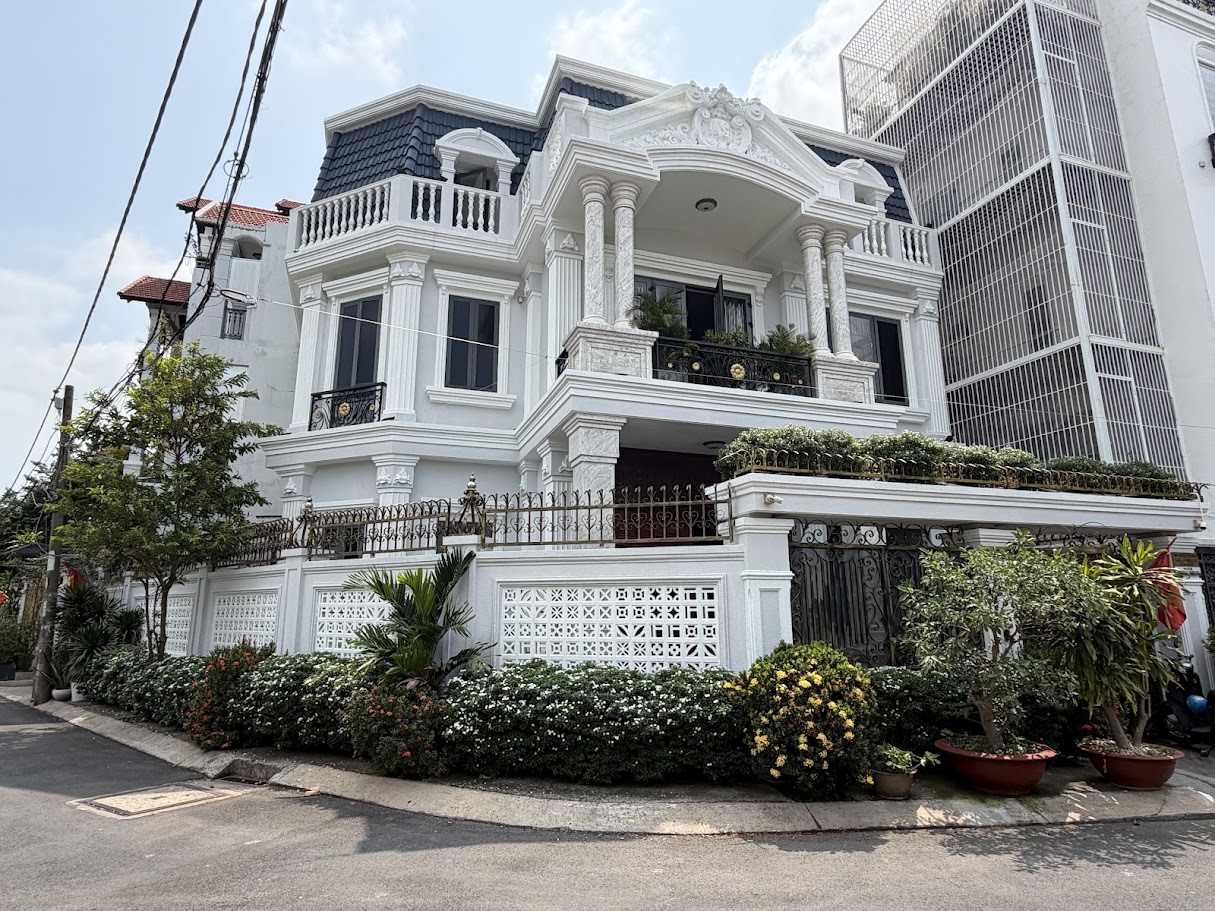 BIỆT THỰ DƯƠNG QUẢNG HÀM GÒ VẤP, DT 15x12M, 1 TRỆT 2 LẦU ÁP MÁI. GIÁ 23,9 TỶ