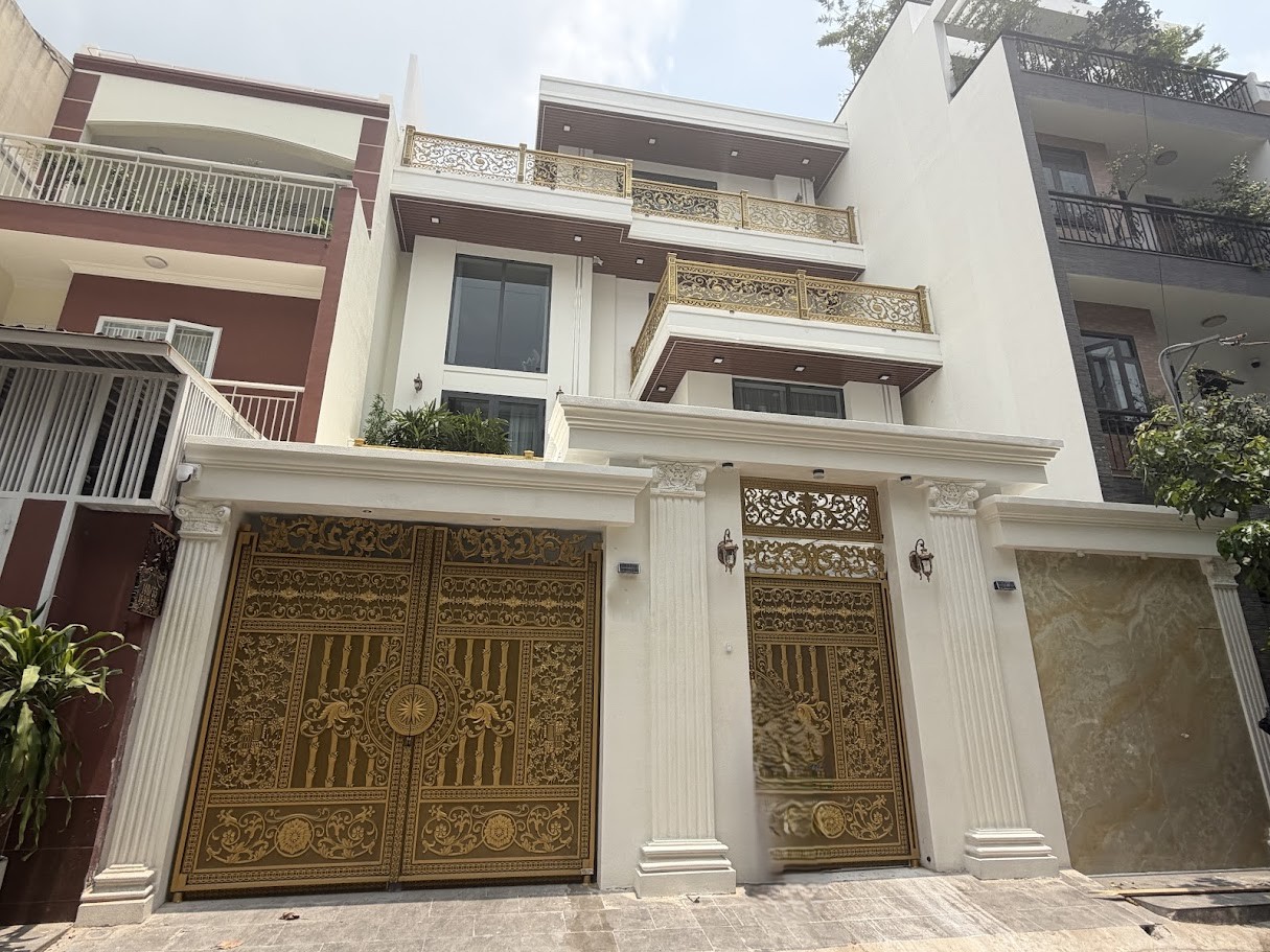 Bán nhà 140/55 Lê Đức Thọ, DT 10x15M, 3 lầu thang máy. Giá 34 tỷ TL