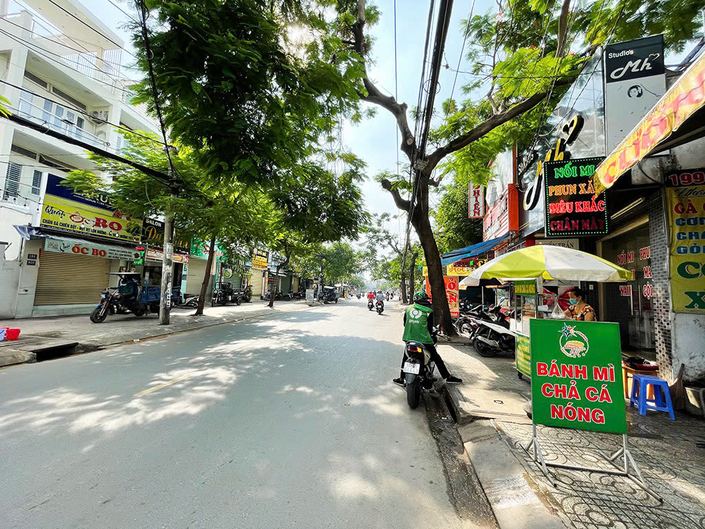 Bán mặt tiền 518 Cây Trâm (DT: 5x30m) tiện xây Văn Phòng, Căn Hộ. Giá 19 tỷ