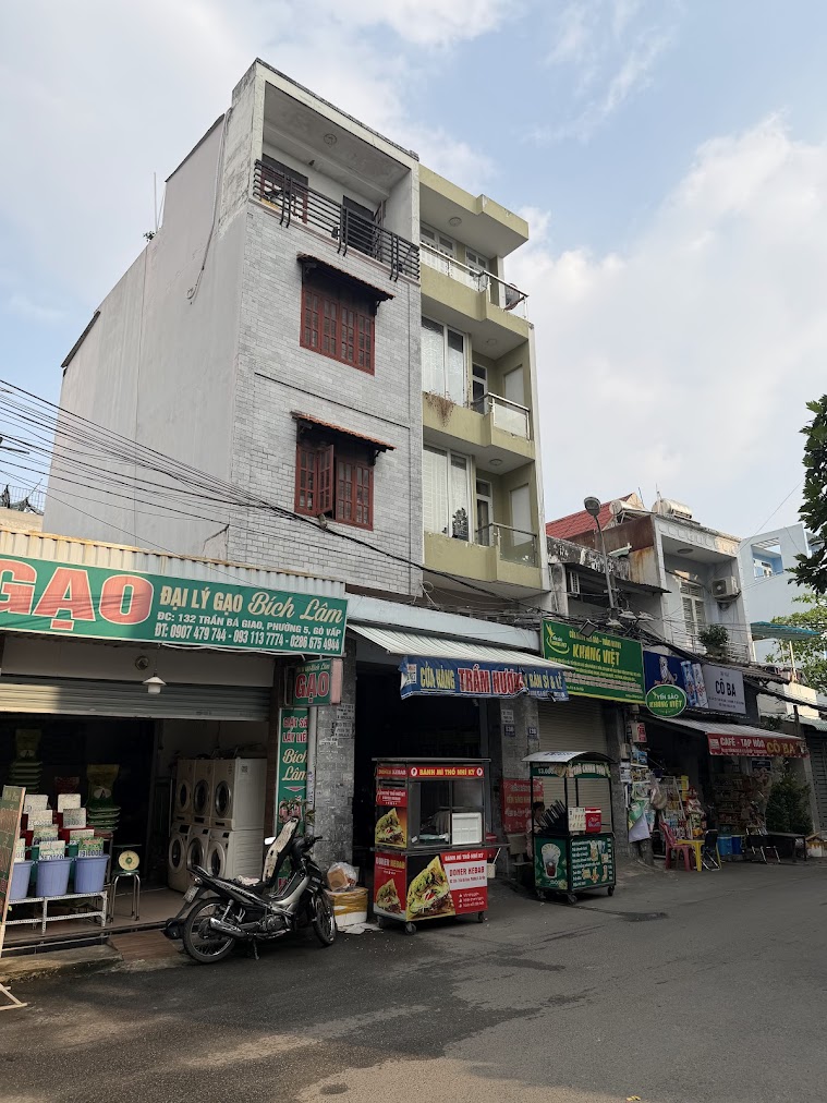 Bàn nhà mặt tiền 128 Trần Bá Giao phường 5 Gò Vấp. Giá chỉ 9,3 tỷ