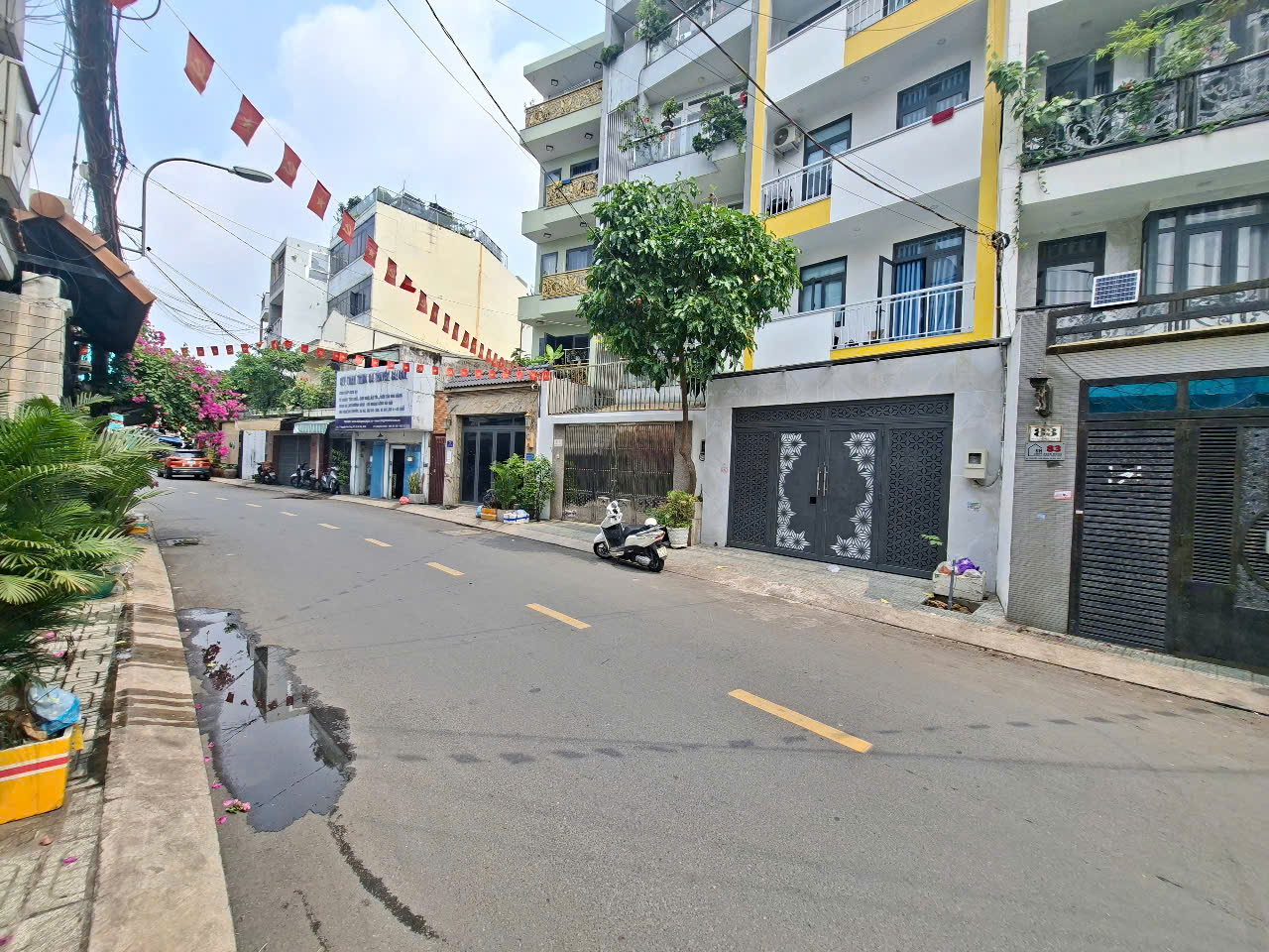 Mặt tiền 83 Nguyễn Văn Công P. Hạnh Thông, 4,3x19m, 5 tầng. Giá 15,6 tỷ TL