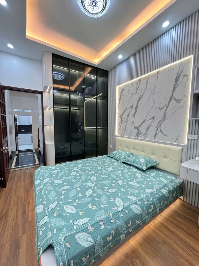 SIÊU PHẨM NHÀ PHỐ TÔN ĐỨC THẮNG - HAI MẶT NGÕ – 30M RA PHỐ - BAY NHANH – 35M2 – 7.35 TỶ

