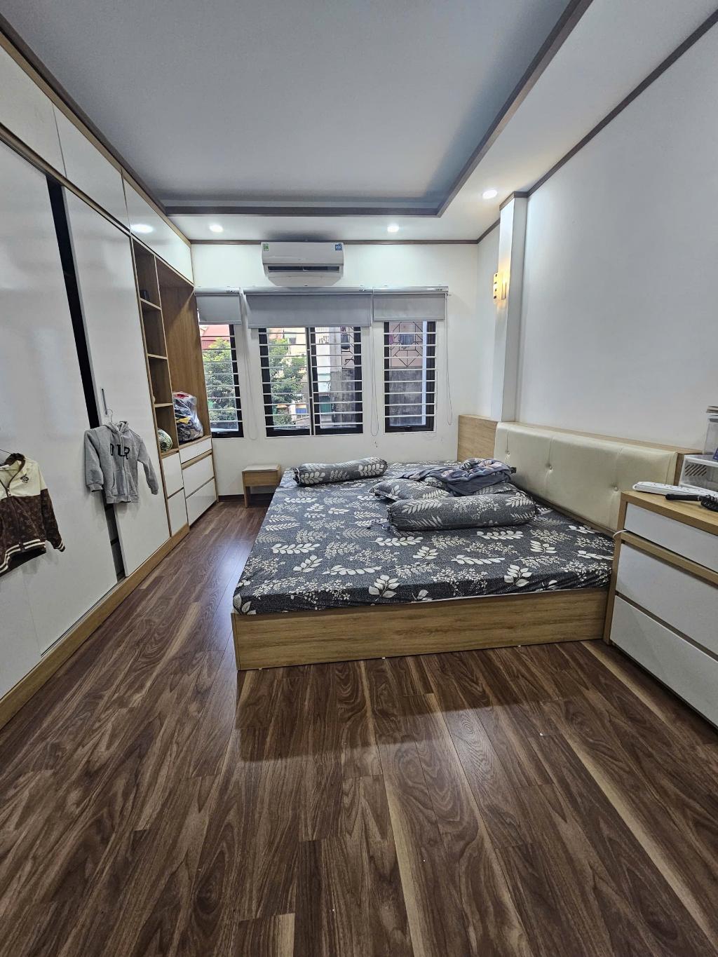 NHÀ ĐẸP VỊ TRÍ ĐẮC ĐỊA - GIÁ TỐT TẠI TRƯƠNG ĐỊNH – Ô TÔ QUA CỔNG 35M2 GIÁ 6.5 TỶ
