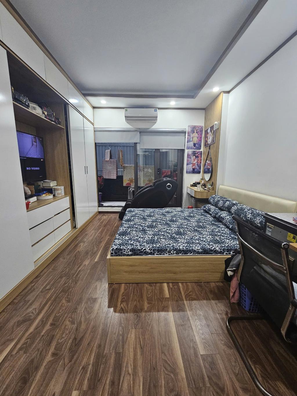 NHÀ ĐẸP VỊ TRÍ ĐẮC ĐỊA - GIÁ TỐT TẠI TRƯƠNG ĐỊNH – Ô TÔ QUA CỔNG 35M2 GIÁ 6.5 TỶ
