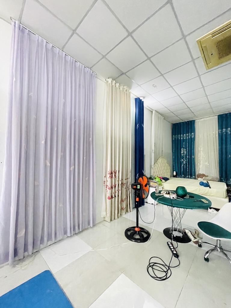 MẶT TIỀN PHẠM VĂN ĐỒNG NGAY SÁT GIGAMAL, NGANG CHUẨN 5m, DT 95m2 CHỈ 17 TỶ.