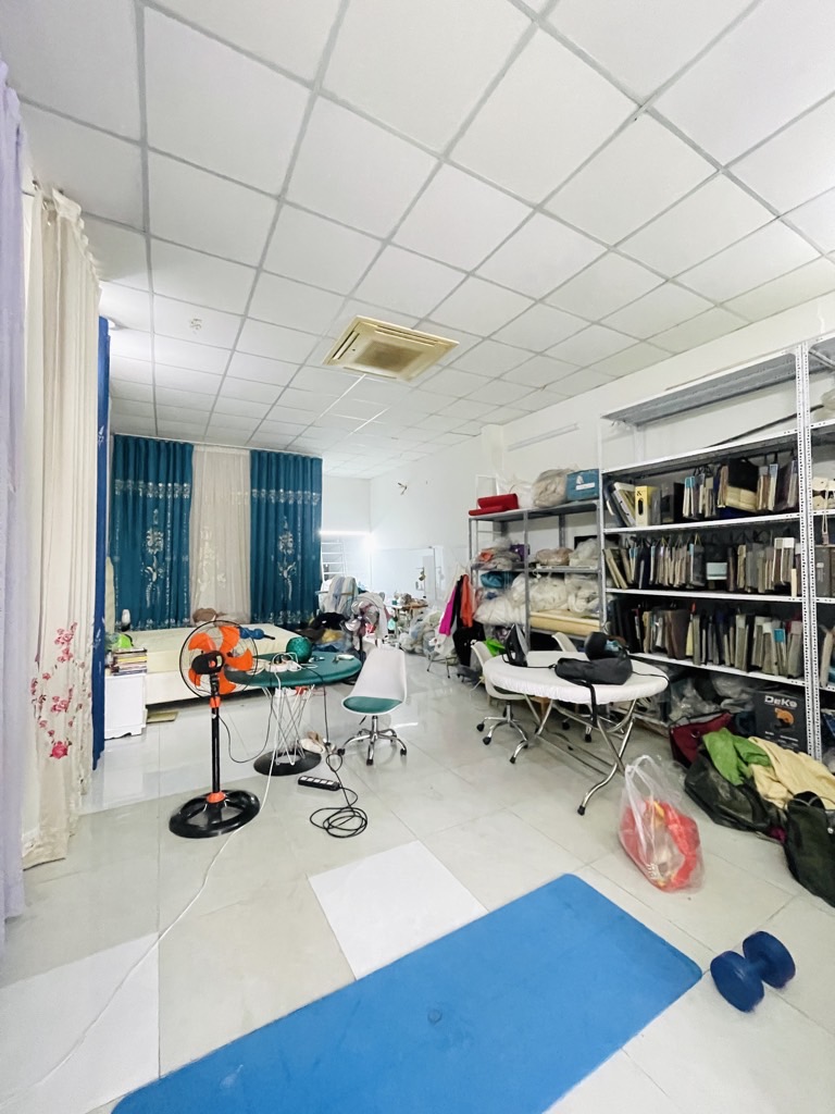 MẶT TIỀN PHẠM VĂN ĐỒNG NGAY SÁT GIGAMAL, NGANG CHUẨN 5m, DT 95m2 CHỈ 17 TỶ.