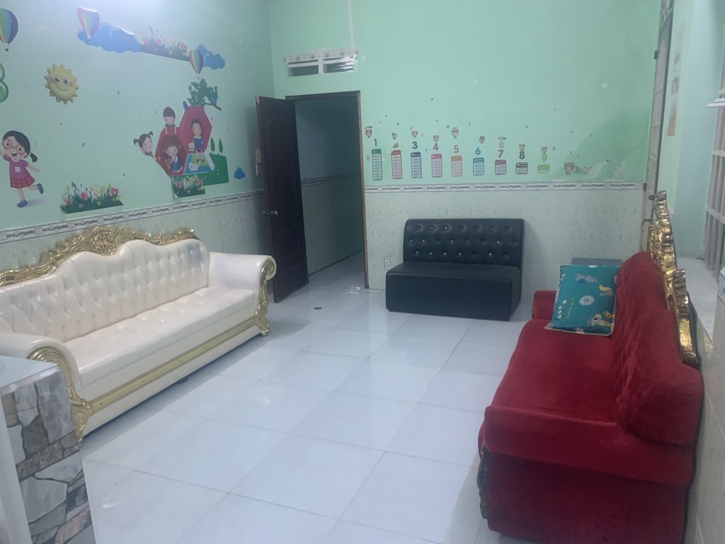 MẶT TIỀN KINH DOANH SIÊU ĐẲNG, NGAY CHỢ THỦ ĐỨC, 2 TẦNG NỞ HẬU 233m2 CHỈ 18,5 TỶ