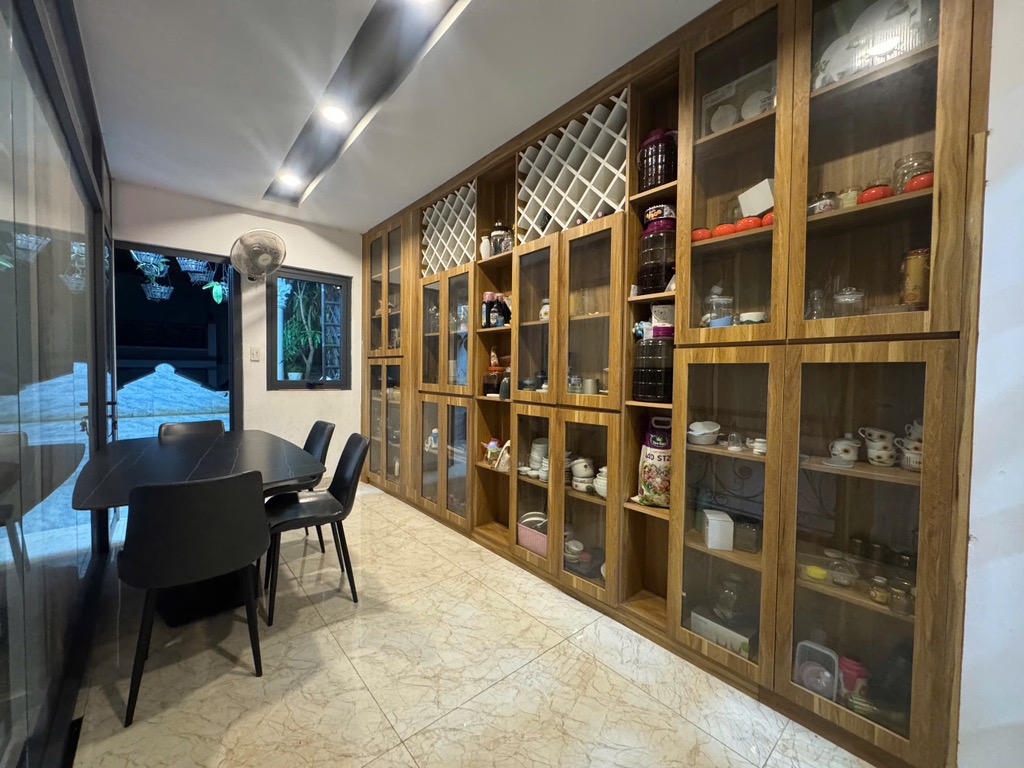 NHÀ ĐẸP Ở NGAY KHU PHÂN LÔ, 5 TẦNG HẺM NHỰA 8m, CẠNH VẠN PHÚC,4X14 CHỈ 9,6 TỶ. NHÀ ĐẸP Ở NGAY KHU PHÂN LÔ, 5 TẦNG HẺM NHỰA 8m, CẠNH VẠN PHÚC,4X14 CHỈ 9,6 TỶ.