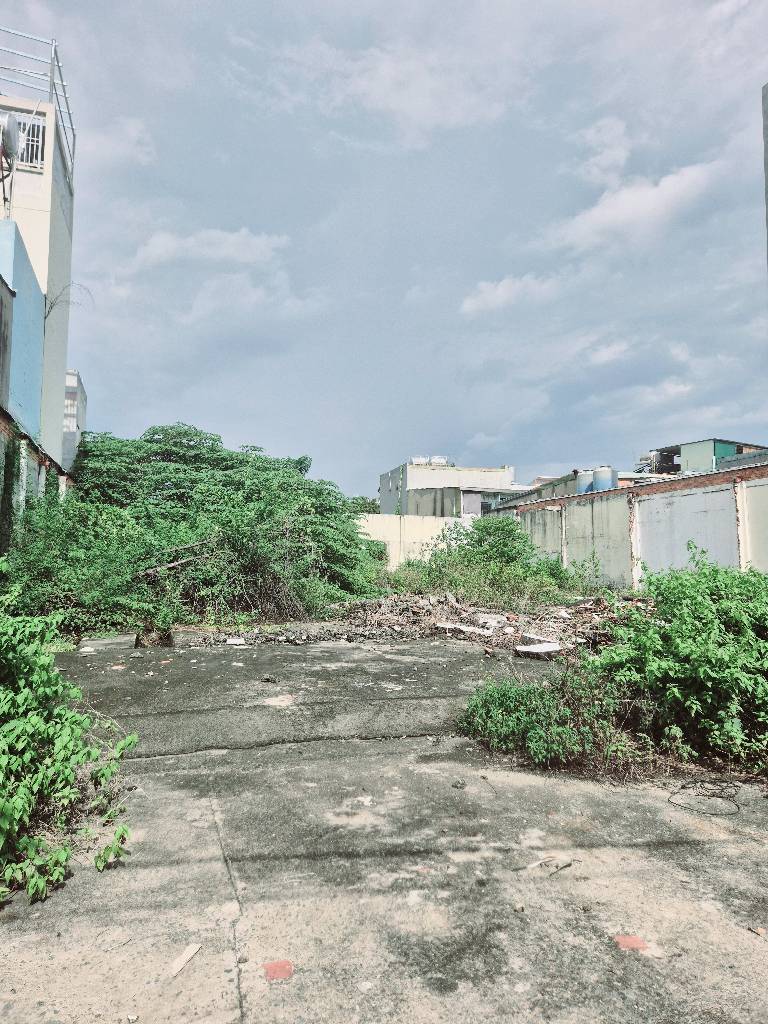 MẶT TIỀN ĐƯỜNG, LÔ GÓC, SÁT QL13, HÀNG XÓM KDC HỒNG LONG 962m2 CHỈ 43 TỶ.